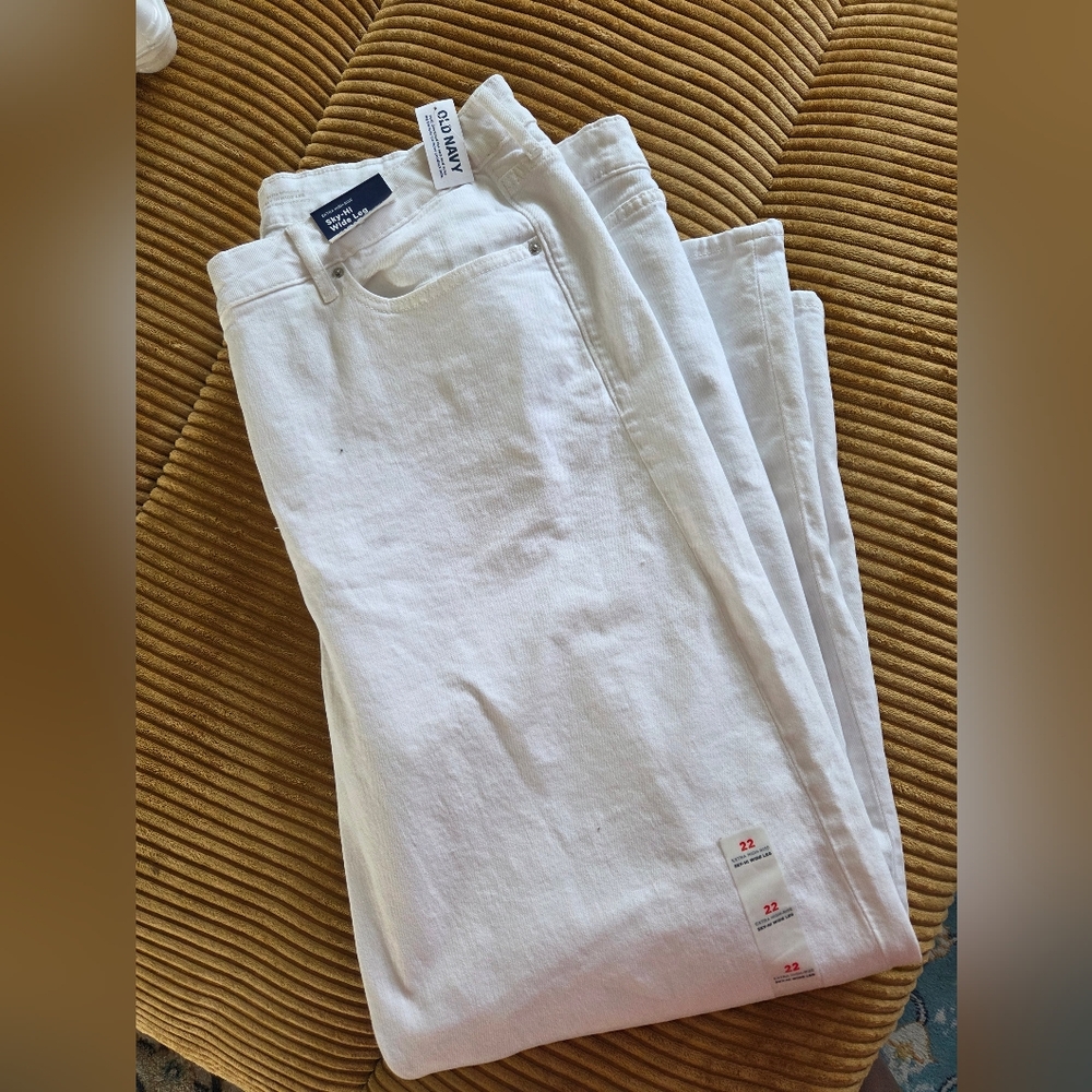 White Jeans
